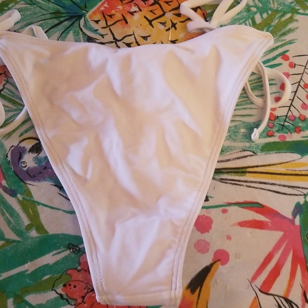 Bathing bottom - Picture 3 of 3